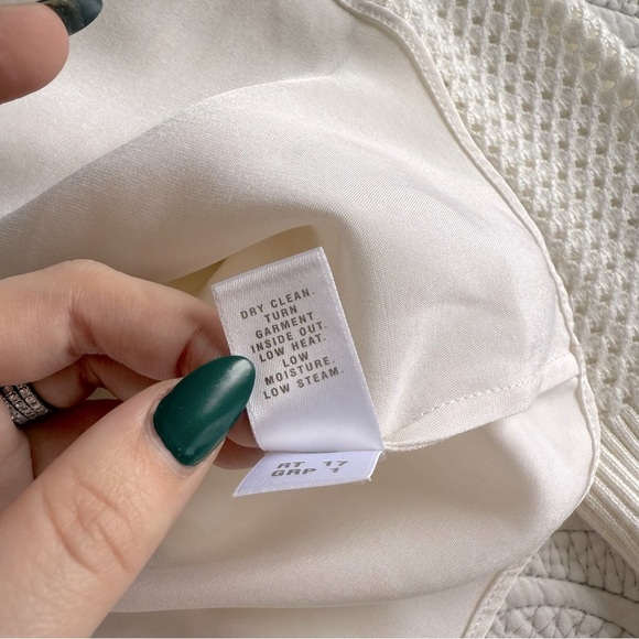 St. John - Waffle-Knit Pullover Sweater with Silk Detail - Ivory/White - Picture 7 of 14